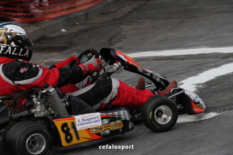 111120 sport2 367_tn.jpg